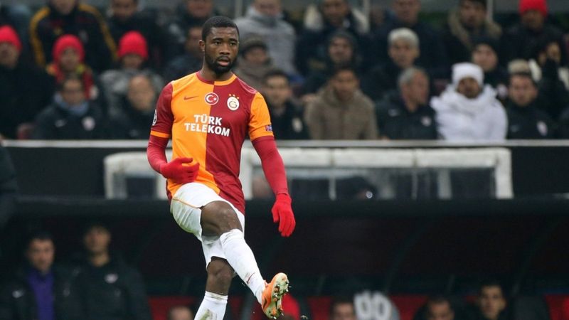 Chedjou futbolu bıraktı