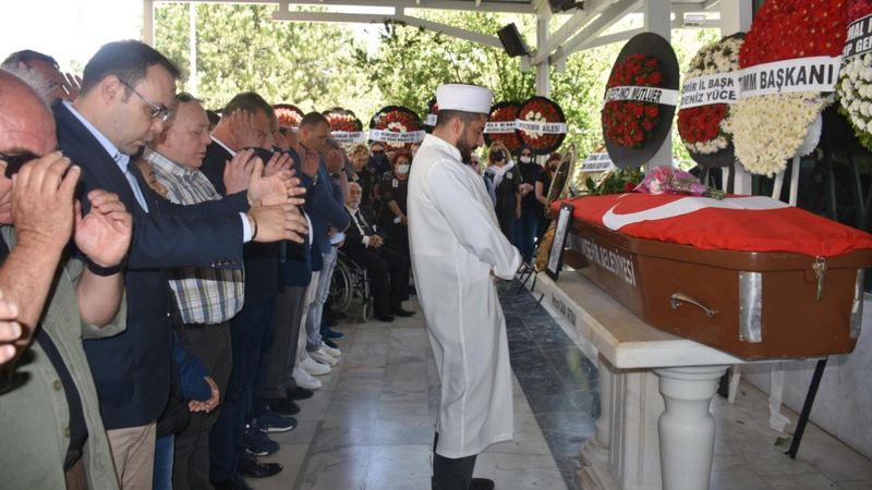 Eski CHP İzmir Milletvekili Canan Arıtman defnedildi