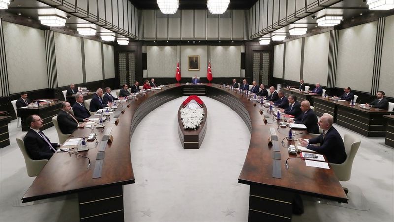 Kabinenin gündeminde Suriyeli sığınmacılar ve ekonomi var