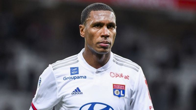 Eski Beşiktaşlı Marcelo, Lyon'dan osurduğu için kovuldu
