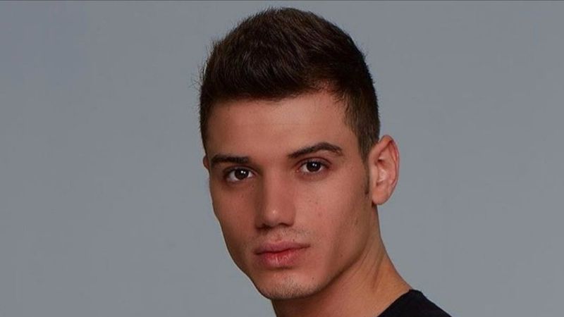 Azat İpek kariyerini hangi alanda sürdürecek? Oyunculuk mu, modellik mi?