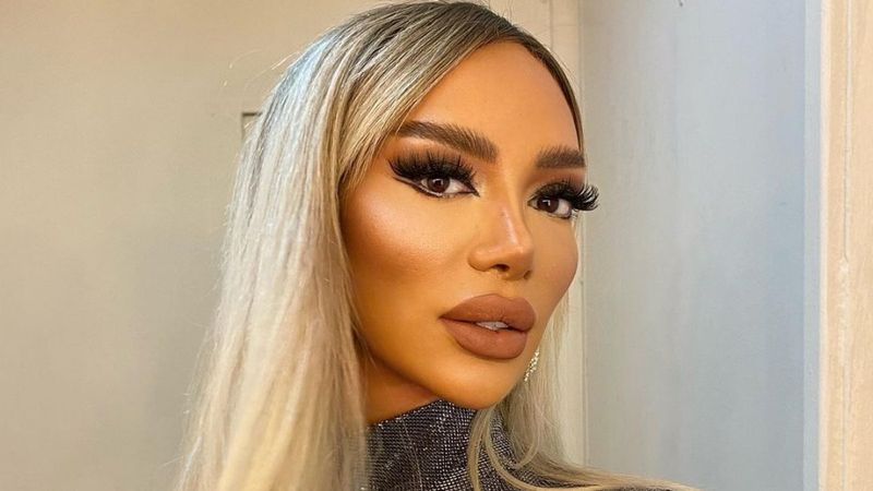 'Köylü kızından Barbi bebeğe' İbo Show'un kıvrak dansözü Didem Kınalı'nın eski kareleri şoke etti...