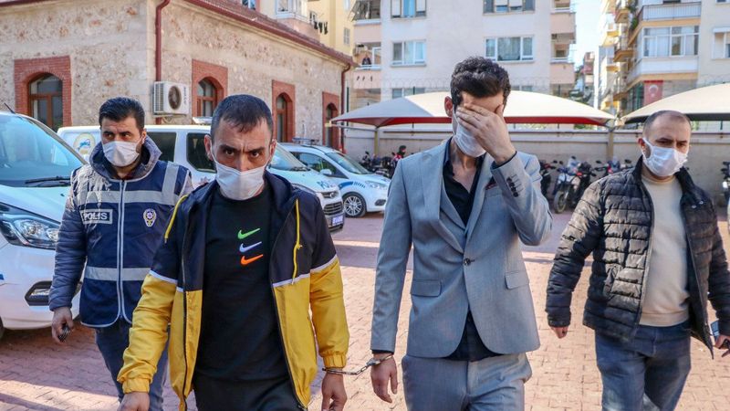 Antalya'da kayınpederine zehirli baklava gönderen damat: Yaptığım çocukçaydı