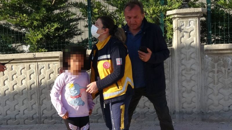 Konya'da öfkeli kocanın elinden eşini ve kızını polis kurtardı