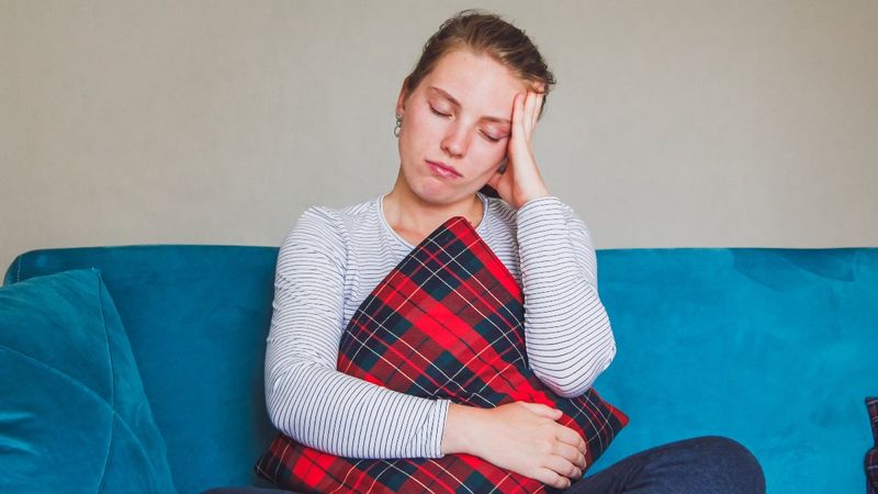 Çok fazla şeker yediğinizi gösteren 7 işaret