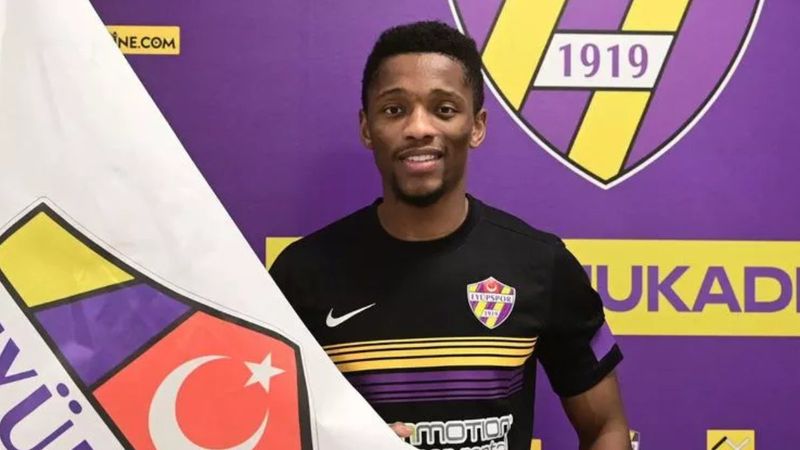 Eyüpspor, Jesse Sekidika'yı göndermek istemiyor