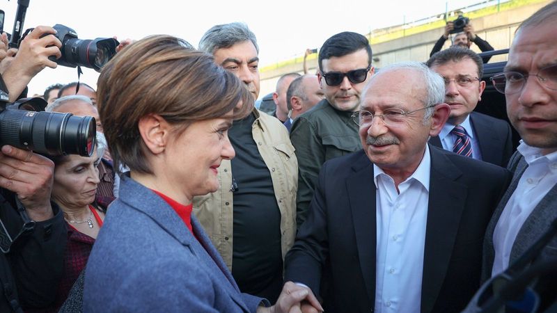 Kemal Kılıçdaroğlu, MYK'da Canan Kaftancıoğlu'na sahip çıktı