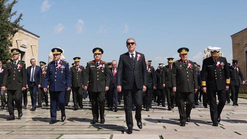 Komuta kademesinden Anıtkabir'e ziyaret