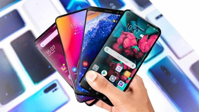 Akıllı telefon pazarında düşüş devam edecek