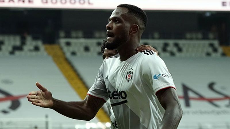 Cyle Larin, Beşiktaş'ta kalacak