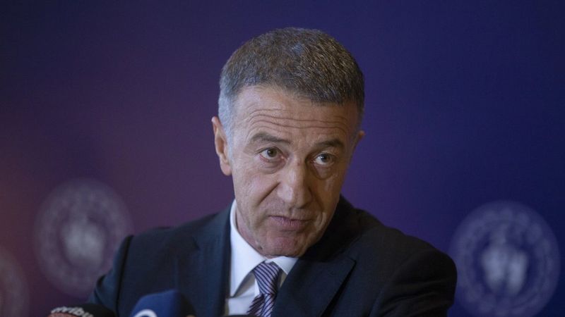 Ahmet Ağaoğlu'ndan Ali Koç'a gönderme