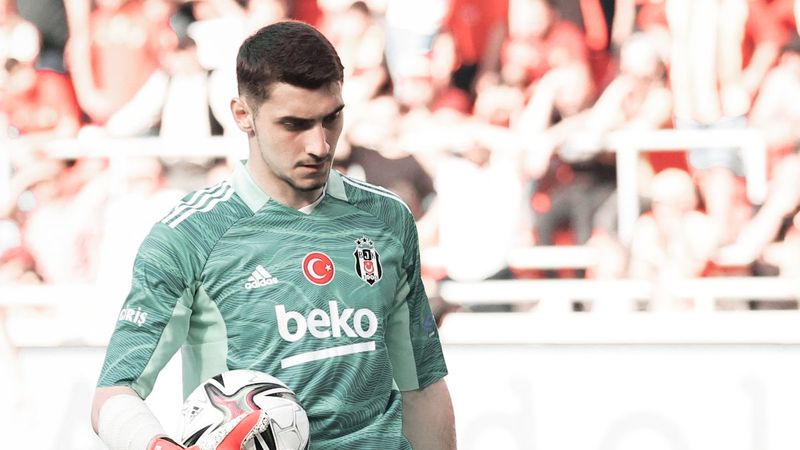 Beşiktaş'tan Emre Bilgin'e övgü, Göztepe'ye gönderme