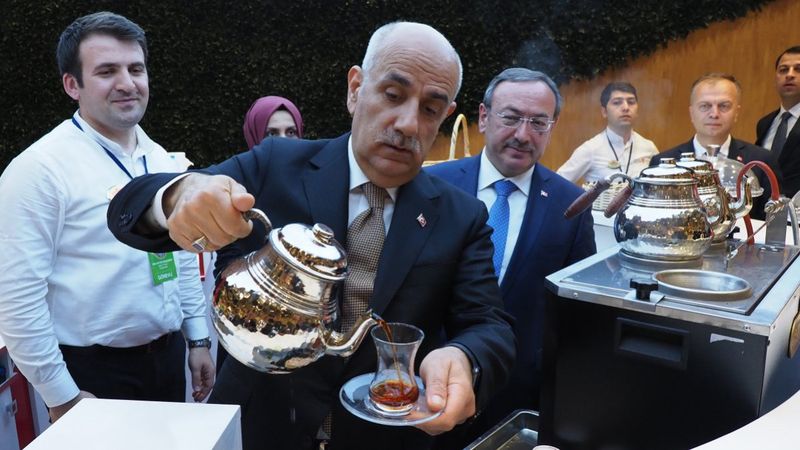 Vahit Kirişci: 'Çay Kanunu'nda üreticilerimizi mutlu edecek aşamadayız