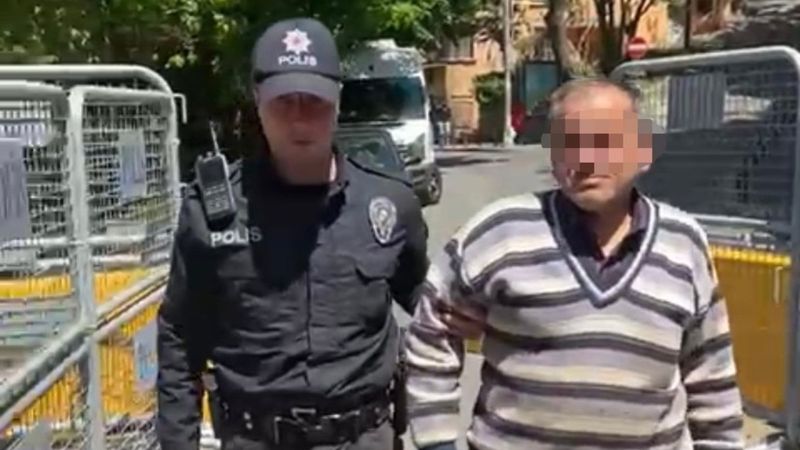 İstanbul’da tedavüldeki paraları satan şahsa gözaltı