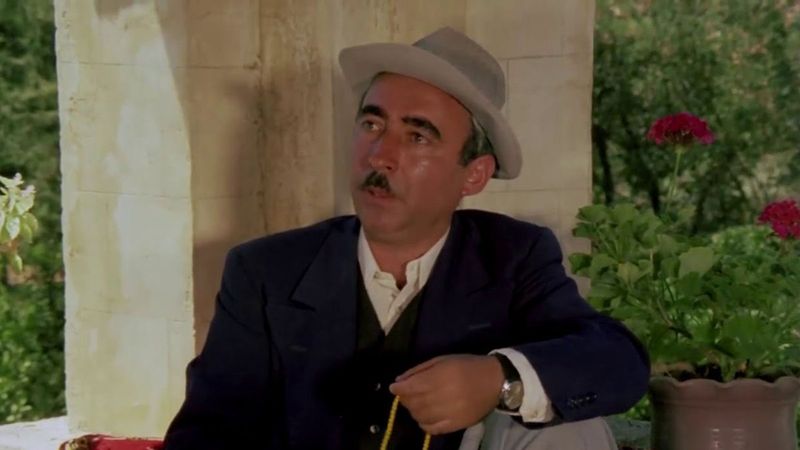 Şener Şen'in kız kardeşi ünlü oyuncu çıktı! Meğer hep ekrandaymış...