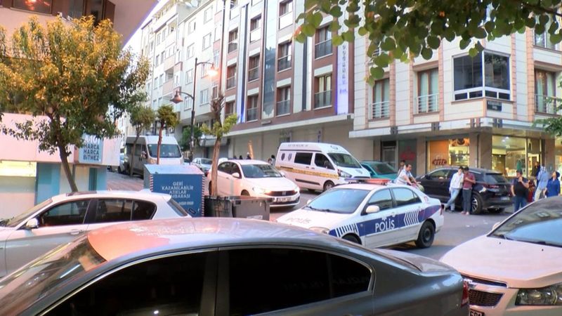 İstanbul'da 7'inci kattan düşen 2 yaşındaki çocuk kurtarılamadı