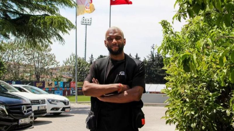 Ryan Babel: Galatasaray'da kalmak isterim