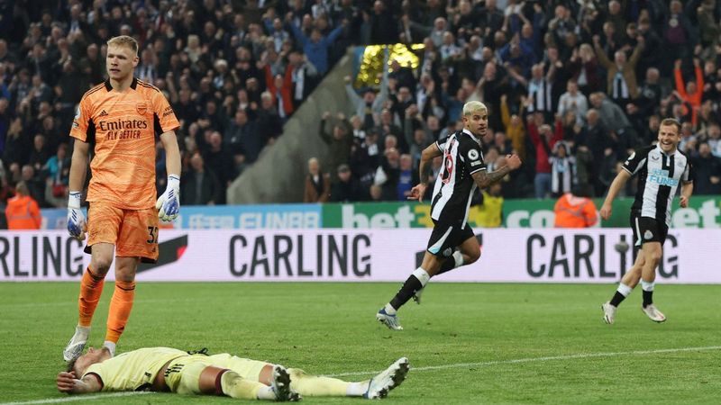 Arsenal, Newcastle United'a mağlup oldu