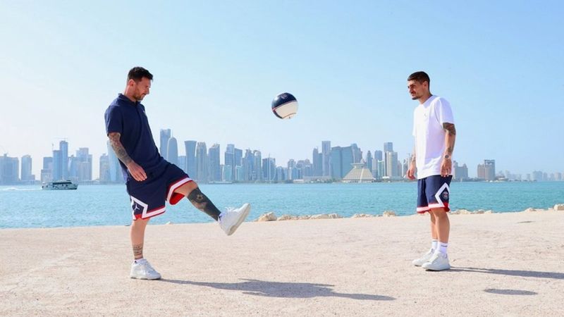 PSG, ekipçe Katar'da