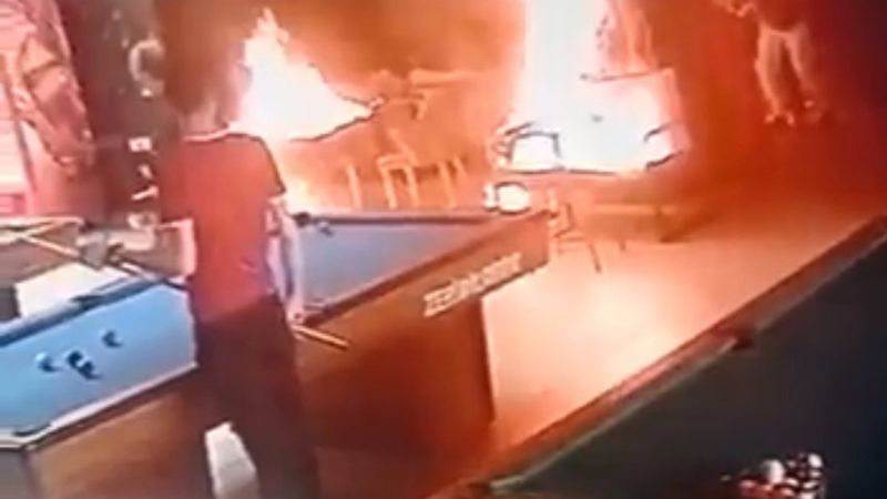 Esenyurt'ta alacaklısının bilardo salonunu ateşe veren şahıs gözaltında