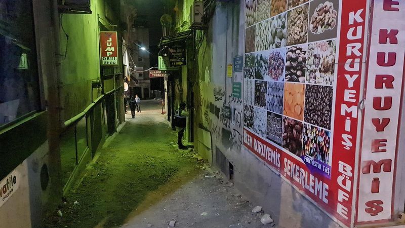 Kocaeli'de kapıdaki kan izleri, polisi harekete geçirdi