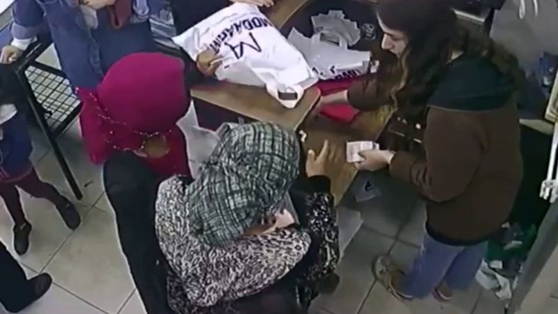 Sultangazi'de müşteri kılıklı tırnakçılar para çaldı