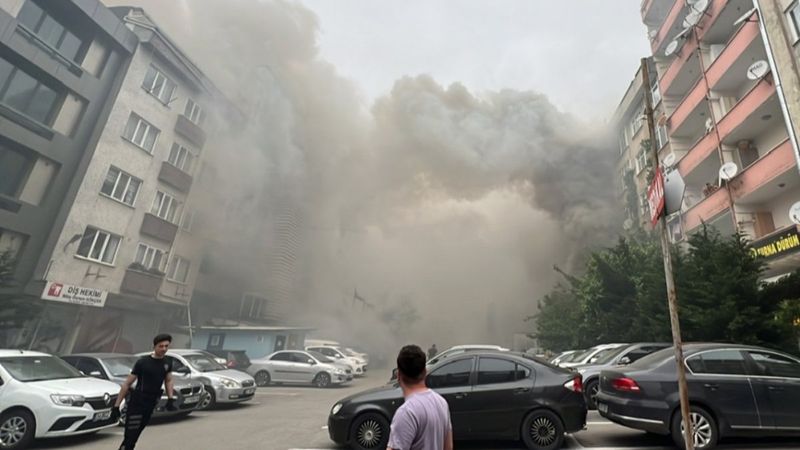 Ümraniye'de mobilya atölyesinde yangın