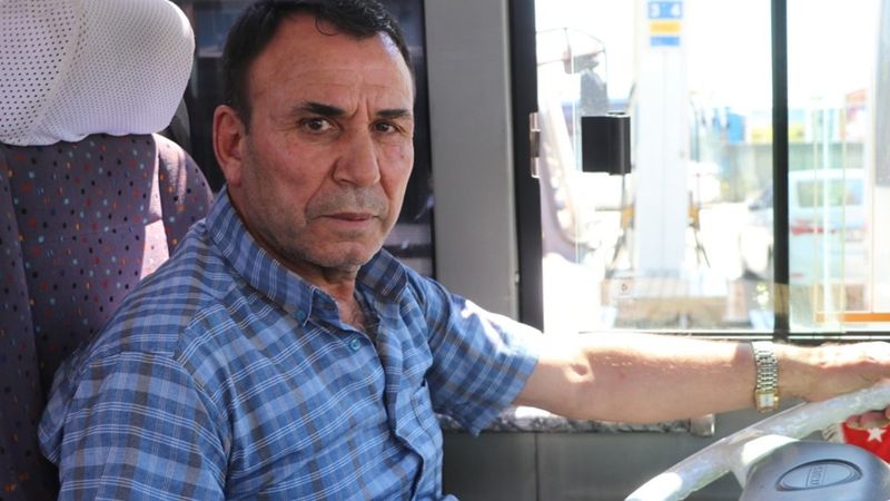 Edirne'de rahatsızlanan yolcusunu hastaneye yetiştirdi