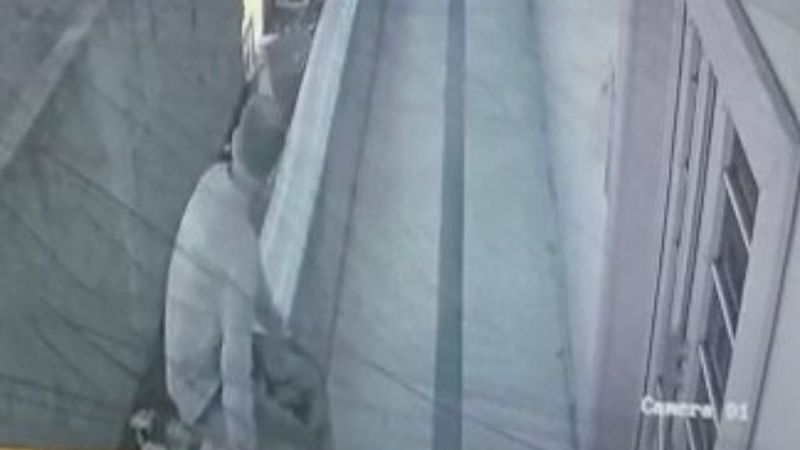 Kocaeli’de feci ölüm: Oturduğu mermer kırıldı, düşüp can verdi