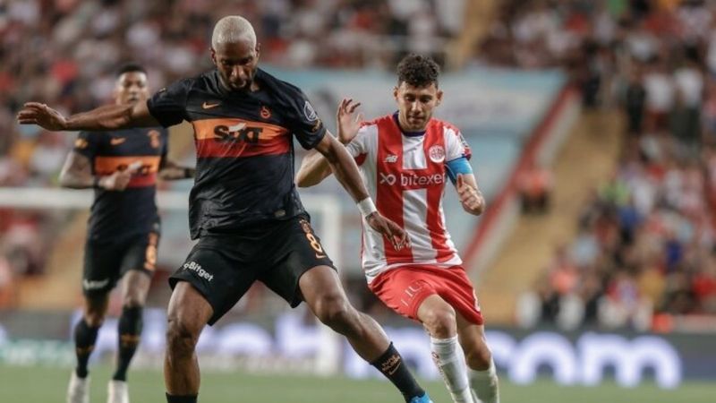 Antalyaspor ile berabere kalan Galatasaray, sezonu bitirdi