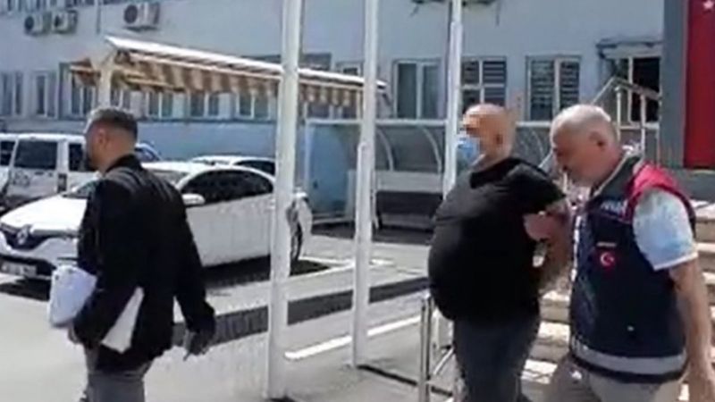 Bursa'da cep telefonu satanları dolandıran şahsa gözaltı