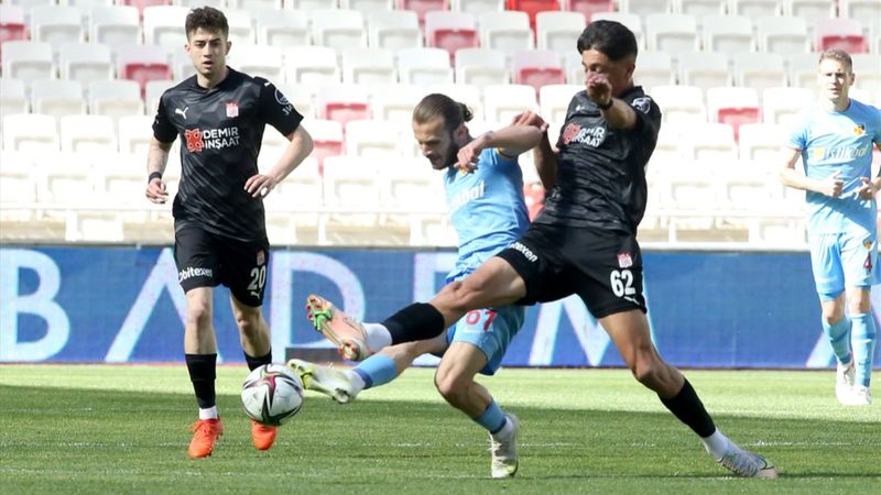 Sivassspor, Kayserispor'u iki golle mağlup etti