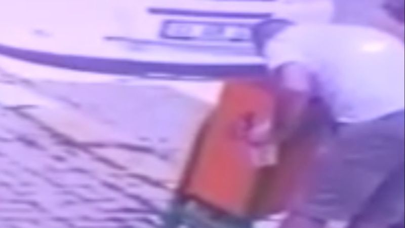 Afyonkarahisar'da pastanecinin ikramını tadarken boğuldu