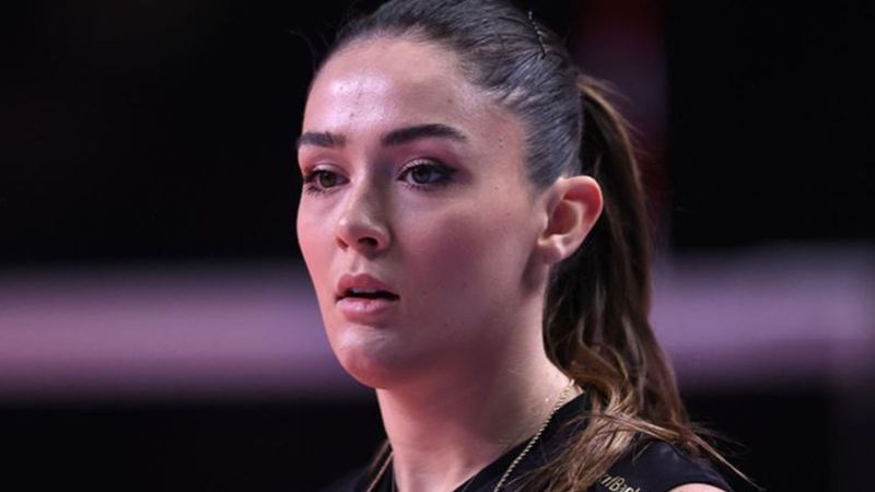 Ünlü komedyen, Zehra Güneş itirafıyla ağızları açık bıraktı! 'Onunla asansörde...'