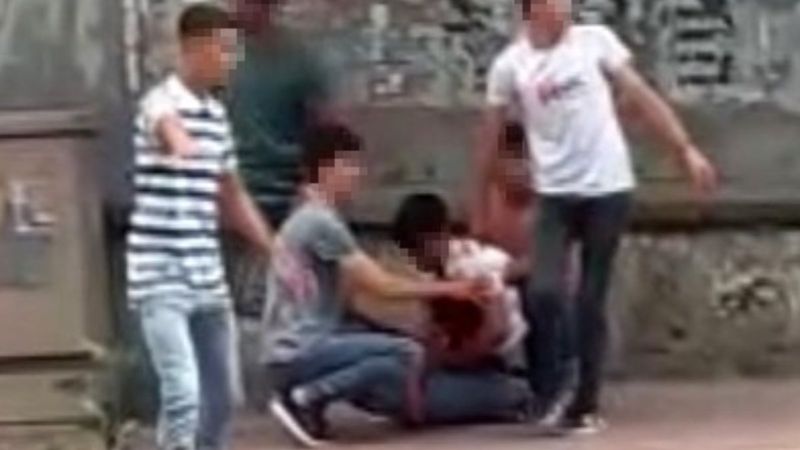 Mersin'de, öğrencilerin bıçaklı kavgası kanlı bitti