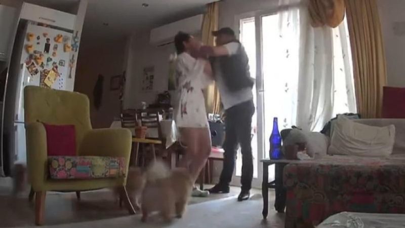 Adana'da birkaç kez merhaba dediği adamın tacizine uğrayıp dayak yedi