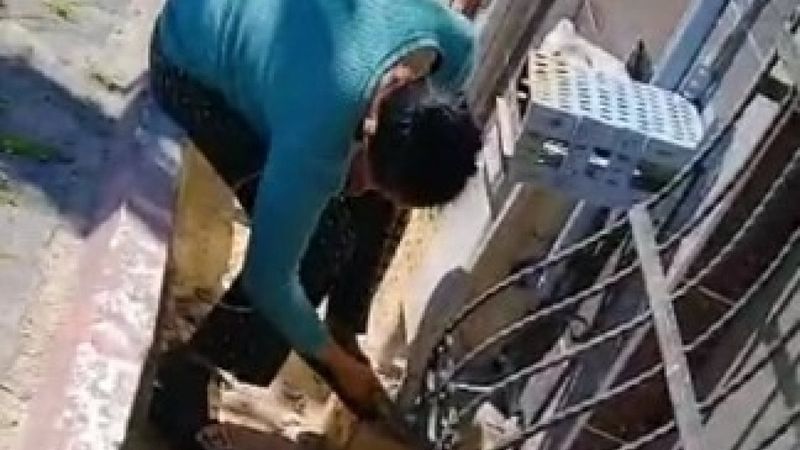 Sultangazi'de komşusunun evine taş atan kadın, ortalığı karıştırdı