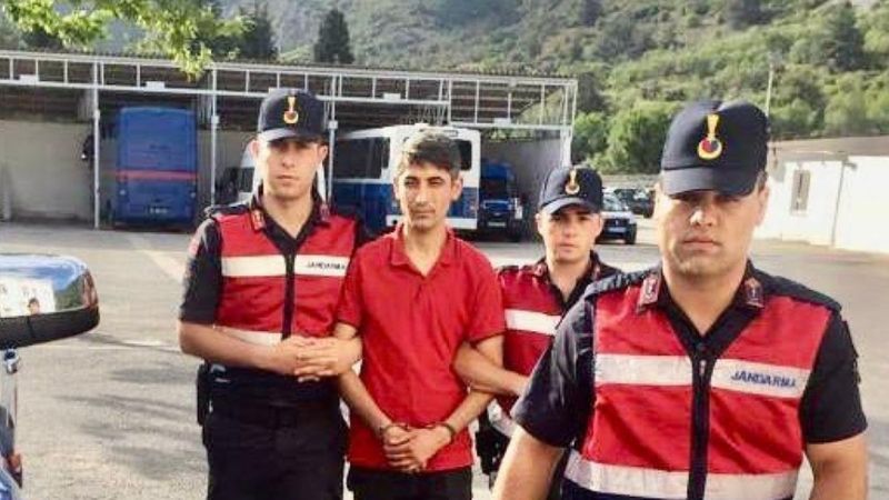 Muğla’da cinayet zanlısı balık yerken yakalandı