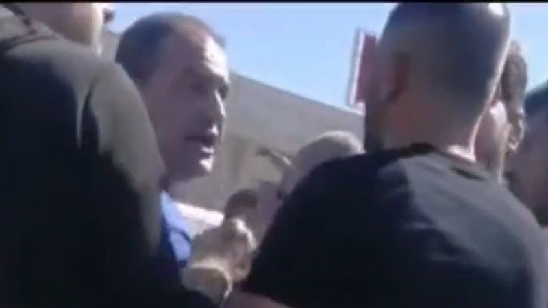 Bursa'da sürücülerin sinyal verme kavgası kamerada