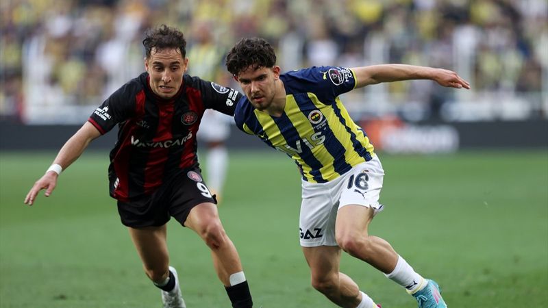 Fenerbahçe'den Emre Mor'a teklif