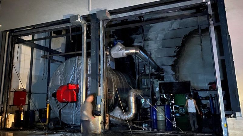 Sakarya'da fabrikanın yağ kazanı patladı