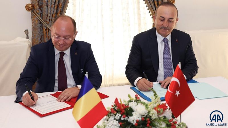 Bakan Çavuşoğlu, Romanya ve Polonyalı mevkidaşlarını ağırladı