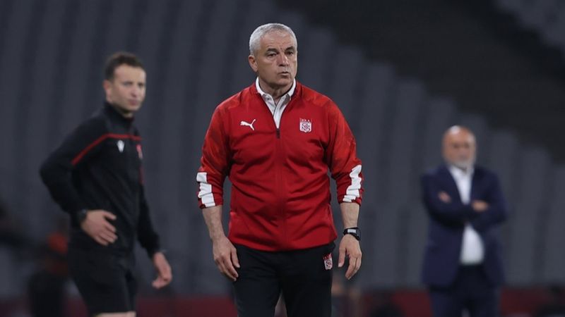 Rıza Çalımbay: Hep birlikte çok güzel şeyler yaptık ve ilk kupayı kazandık