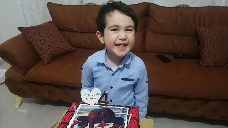 Bilecik'te 4 yaşındaki çocuk, 5. kattan düşerek hayatını kaybetti