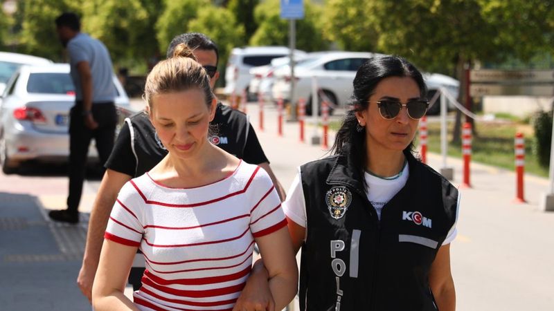 Adana'da filmleri aratmayan dolandırıcılık