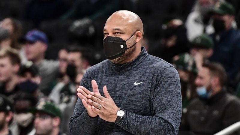 LeBron James'ten Darvin Ham'a hoşgeldin mesajı