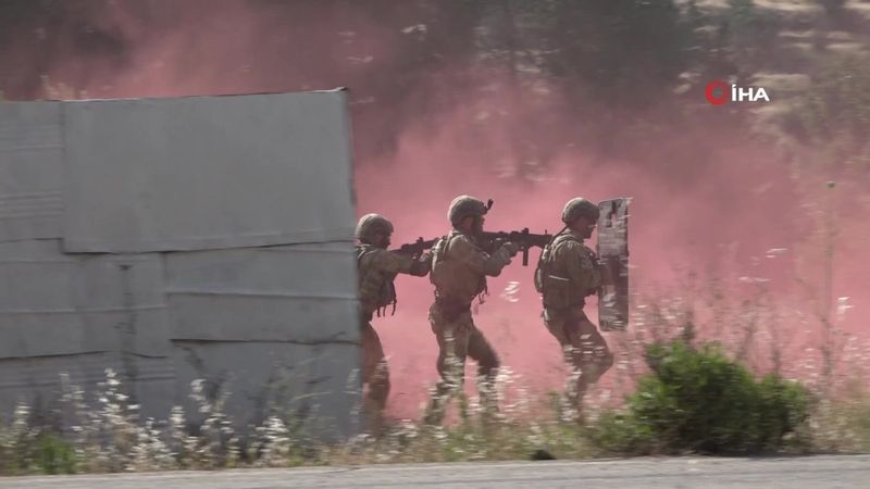 MSB, EFES-2022 Tatbikatından görüntüler paylaştı