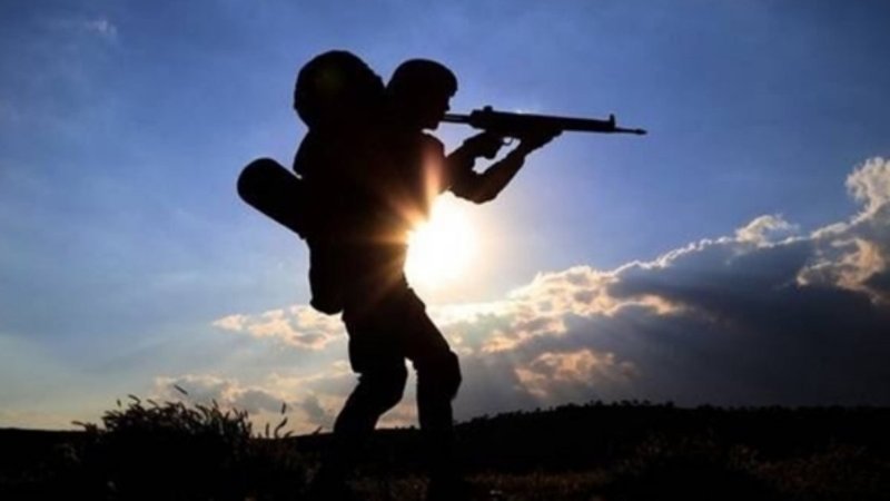 Pençe-Kilit operasyonunda bir asker şehit oldu