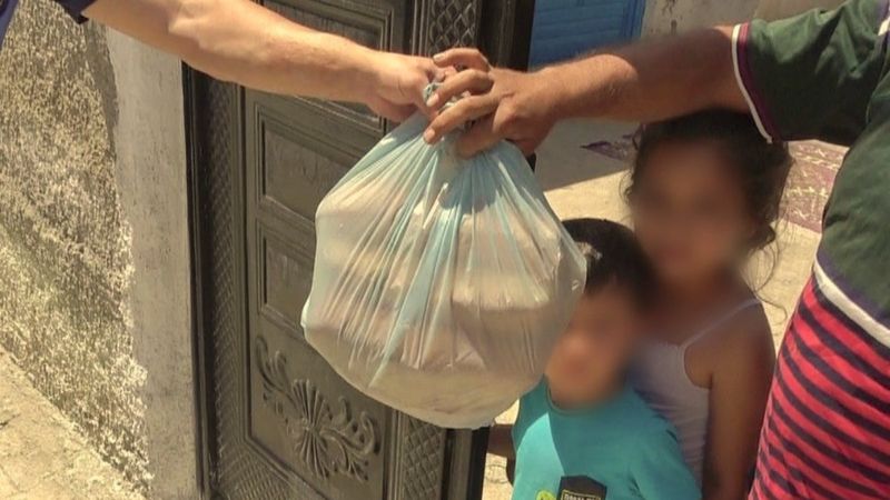 Şanlıurfa'da el konulan eksik gramajlı ekmekler, ihtiyaç sahiplerine dağıtıldı