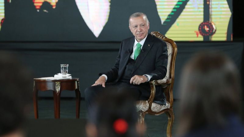 Cumhurbaşkanı Erdoğan'dan sigara ve alkolde vergi değerlendirmesi